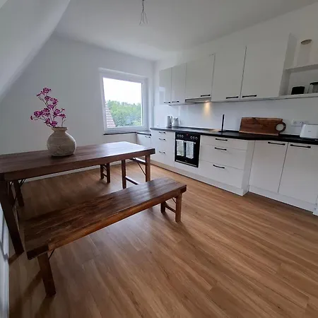 Bright 3-room - Space For Family & Friends 아파트 테클렌부르그